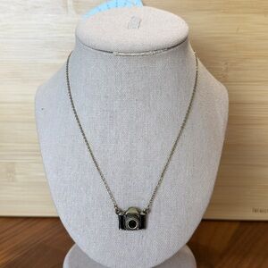 NWT Gold Tone Black Enamel Camera Photography Charm Pendant Necklace Vlog Photo
